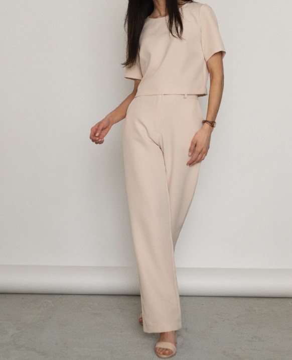 komplety spodnie i bluzka